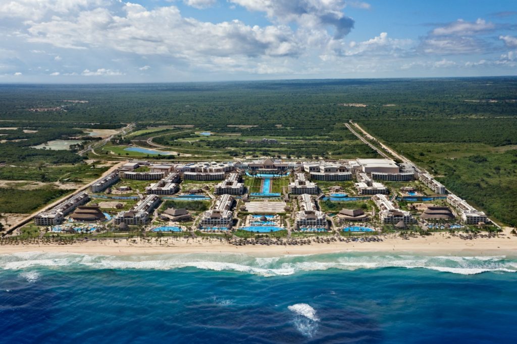 Transfers From Punta Cana Airport to Hard Rock​